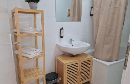 Gemarkung Barmen Apartamento | stayVision FS43 Wohnung 8 - 1 Schlafzimmer - 4 Gäste - top WLAN