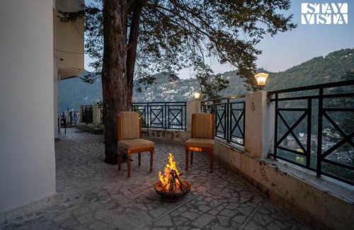 Nainital Casa | StayVista at The Northern Lake House with Balcony