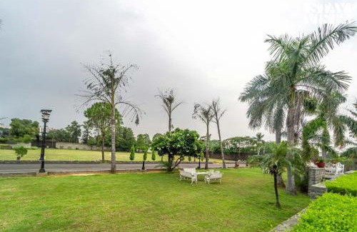 Jaipur Villa | StayVista at Vishram Van Villa with BBQ, Bonfire