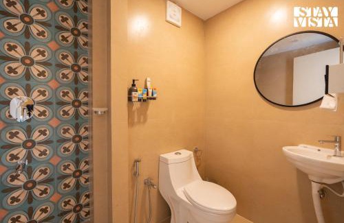 Morjim Villa | StayVista at Woodhouse Story with Pool, WiFi, AC