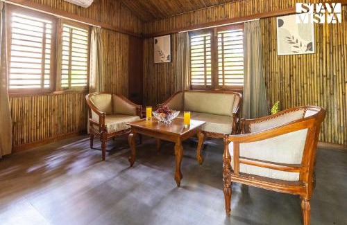 Igatpuri Complejo | StayVista's Timber Cottage - Cozy Cottages with Indoor Games
