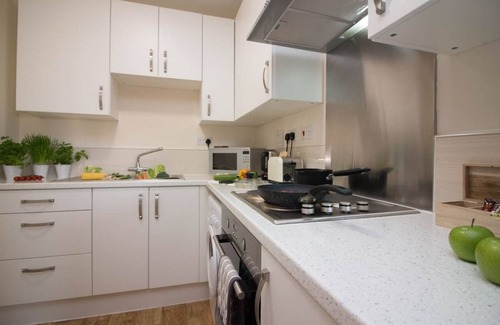Southampton City Centre Apartamento | Stayzo Castle Penthouse 18- A Clean Fresh Modern Apartment With Free Wi-fi