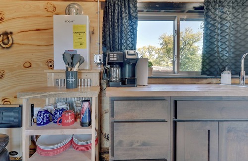 Austinville Apartamento | Steamboat Rock Cabin Near Trails & River!