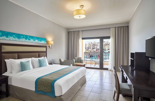 Al Mamsha El Seyahi Hotel | Steigenberger Aqua Magic Hotel