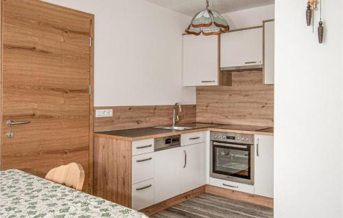 Liesing Apartamento | Steinwand