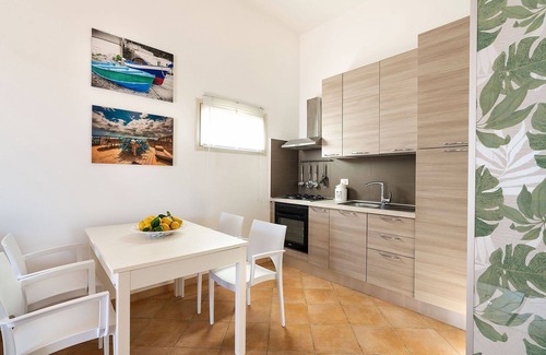 Reitani Casa | Casa de vacaciones en Noto con 2 habitaciones, capacidad 5