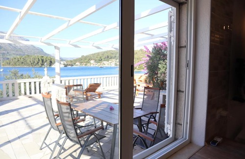 Cove Tri Zala (Zrnovo) Apartamento | Stella Maris