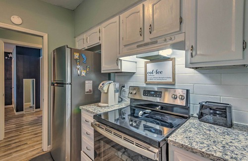 Wright Casa | Stellar Fort Walton Retreat ~ 2 Mi to Beach!