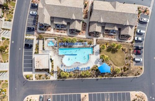 Sienna Hills Apartamento | Stellar Location Access To Pool Hot Tub And More