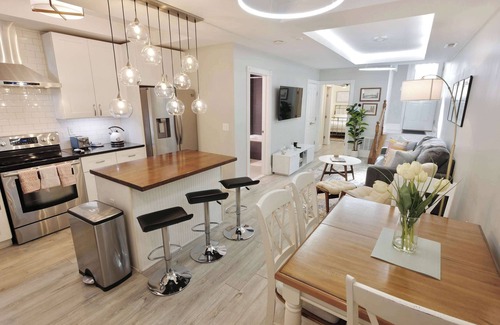 Petworth Apartamento | Stellar Stay Near Metro + Parking