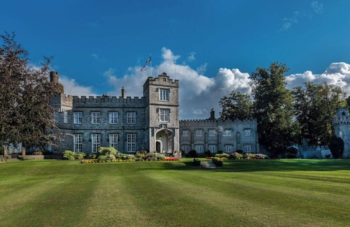 Woodlands Casa | Step Into History: Dublin’s Timeless Luxury Awaits 1013