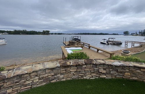Lake Murray of Richland Casa | ¡Salga a las grandes vistas del agua en The Sunrise Resort!