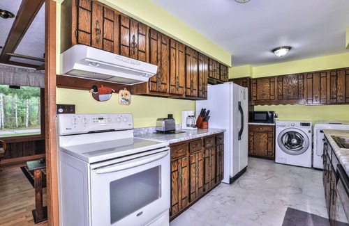 Sayner Casa | Stepaway Vacation Rentals- Conifer Cabin