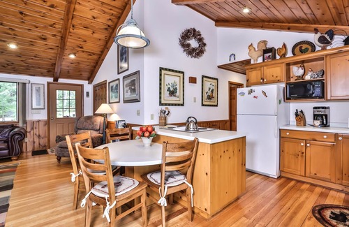 Sayner Cabaña | Stepaway Vacation Rentals- Schneider Cabin