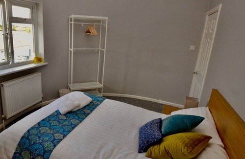 Cheltenham Cabaña | STEPHEN'S CHELTENHAM APARTMENT, pet friendly in Cheltenham