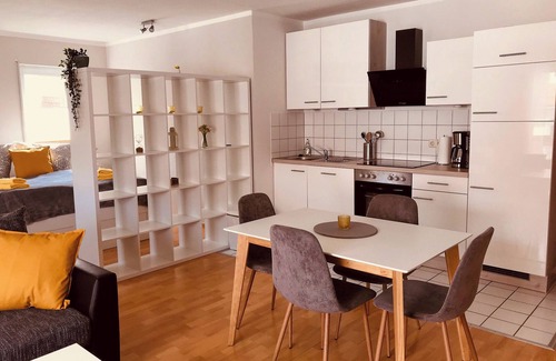 Leuben Apartamento | Stephensons Stübchen *close to the centre*cozy*quiet*