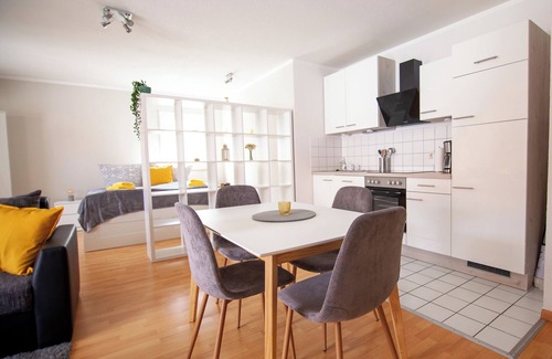 Leuben Apartamento | Stephensons Stübchen *close to the centre*cozy*quiet*