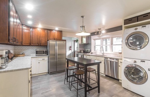 Ouray Condominio | Steps Away from Historic Main Street | Stunning Views