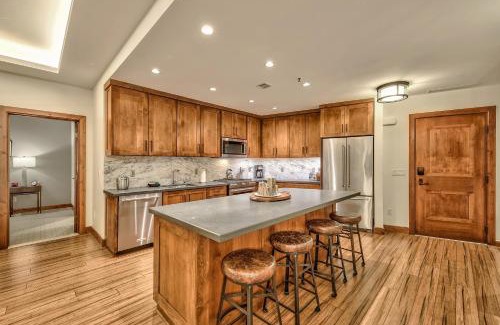 Lakeside Park Apartamento | Steps From Heavenly Village & Gondola-Luxury 3Br Residence Condo