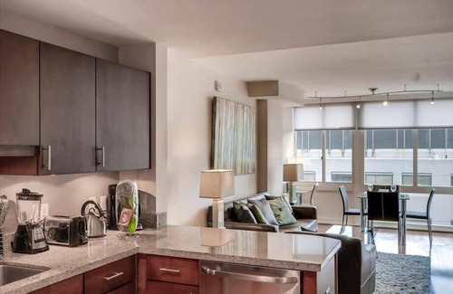 George Washington University Apartamento | Steps from National Mall& White House | nr Foggy Bottom