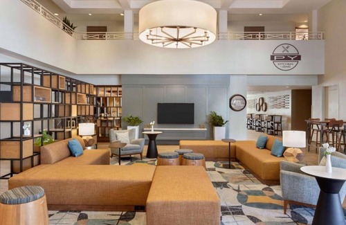 Campbell Casa | Steps from shopping, near downtown San Jose