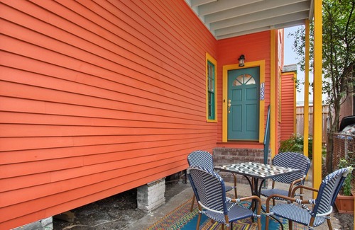 Milan Casa | Pasos de St. Charles Avenue! ¡Reserve ambos Chez Delachaise № 1 y № 2!