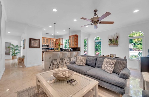 Birch Park Finger Streets Casa | Steps From the Beach Heated Pool Sun Key Game Room Resldences