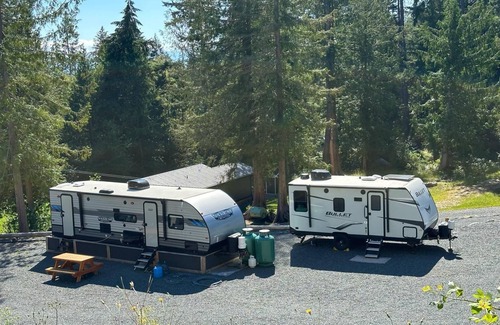 Powell River Alquiler De RV | Steps From the Beach Full Service RV Site