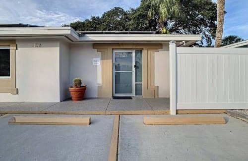 Indian Rocks Beach Casa | Steps From the beach, renovated 1bd 1 bth