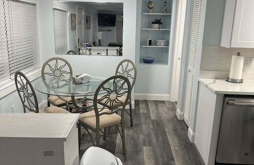 Crescent Beach Apartamento | Steps from the beach and minutes from the historic downtown of St. Augustine!
