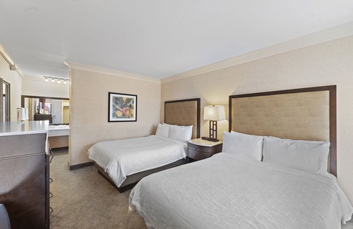 Laguna Beach Hotel | Steps from the best beaches, shops, restaurants $62