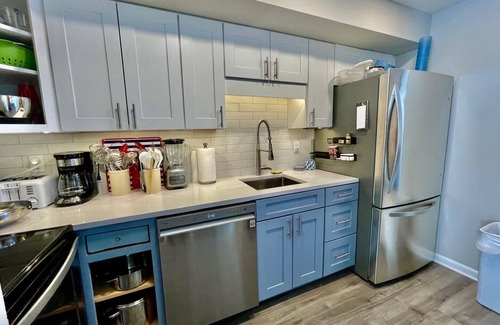 North Shores Casa | Steps from the Ocean! Renovated Townhome with Pool, Beach & Private Yard
