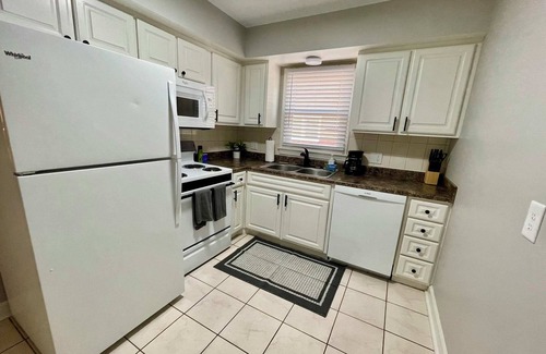 Joslyn Castle Apartamento | Steps From UNMC, Dining, Explore Midtown