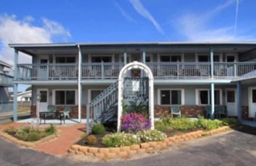 Wells Beach Condominio | Steps from Wells Beach, Bellevue by the Sea is perfect for your Maine vacation