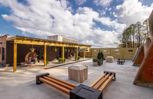 Hot Springs Apartamento | Steps to Bathhouses, Historic Studio, KING BED, Room # 101