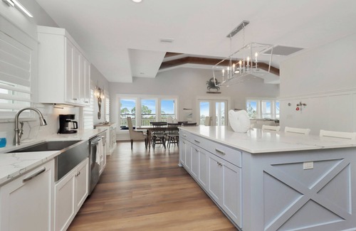 Port St. Joe Casa | ☀️Steps to Beach | Great Decks | Golf Cart Available | Home Away From Home☀️