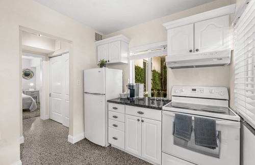 Birch Park Finger Streets Casa | Steps to Beach Heated Pool Sugar Key Resldences