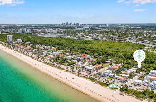 Birch Park Finger Streets Casa | Steps to Beach Heated Pool 2 Houses together Sugar Key RESlDENCES