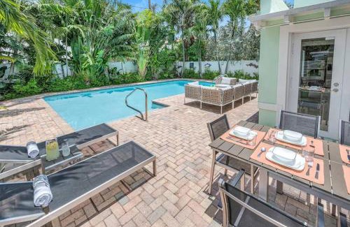 Birch Park Finger Streets Casa | Steps to Beach, Pool, Backyard Oasis, Game Room
