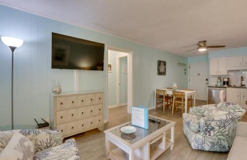 North Forest Beach Apartamento | Steps to Beach, Coligny Plaza Hilton Head Condo!