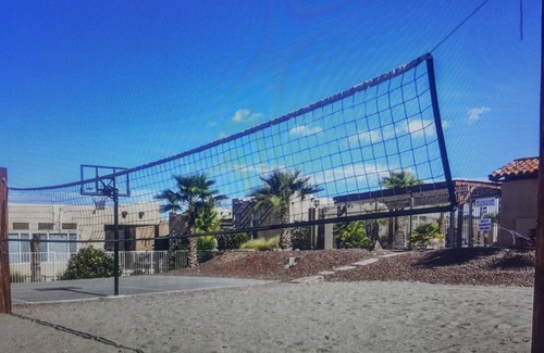 Needles Casa | Steps to Golfing, River/Beach House in RIO BUENA VISTA community