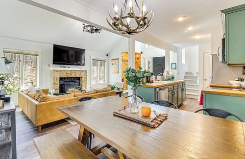 White Haven Casa | Steps to Jack Frost Ski Resort: Townhome w/ Decks