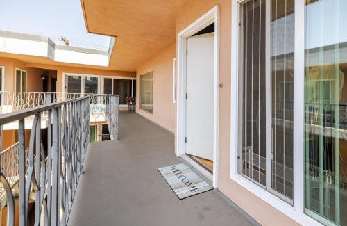 Alamitos Beach Apartamento | Steps to Ocean Bliss