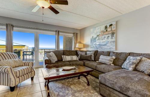 Fernandina Beach Apartamento | Steps to Oceanside Condo