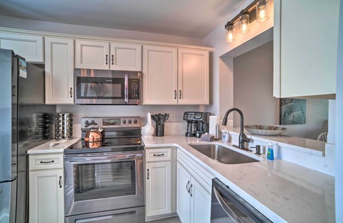 Oceanmarsh Subdivision Condominio | ¡NUEVO! St Helena Island Resort Condo- Pasos a la playa