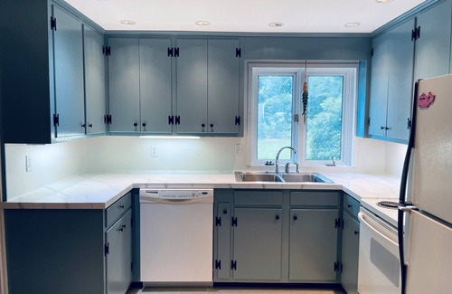 Campground Landing Casa | Steps to private bay beach 0.2 mi. Central AC.