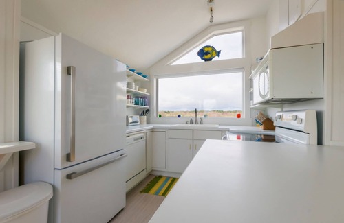 Sagamore Beach Casa | Steps to Sagamore Beach: Beach Bliss