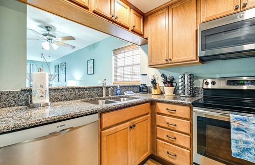 Avon By The Sea Condominio | Steps to Sand: Condo w/ Pool Access in Cocoa Beach