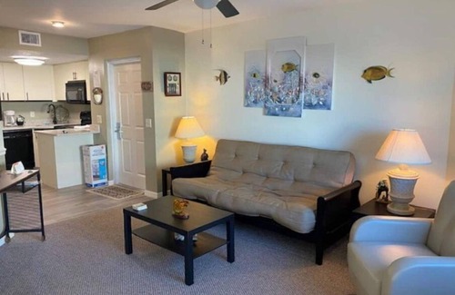 Port Canaveral Casa | Steps to the Beach-1 BD Condo-Excellent Location!!
