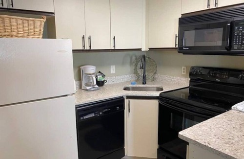 Port Canaveral Casa | Steps to the Beach-1 BD Condo-Excellent Location!!